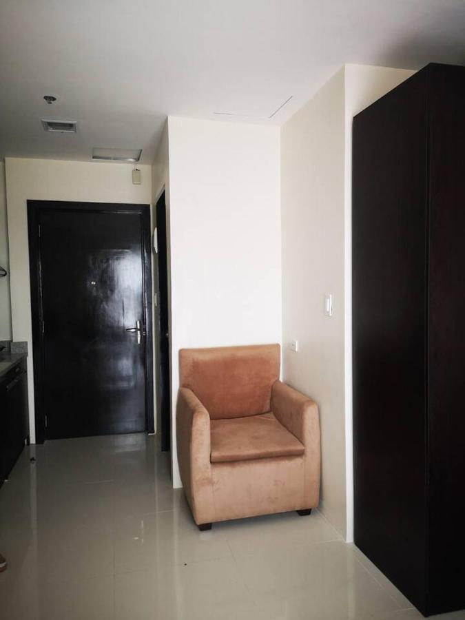 Bamboo Bay Condominium: Urban Near Hospitals & Malls